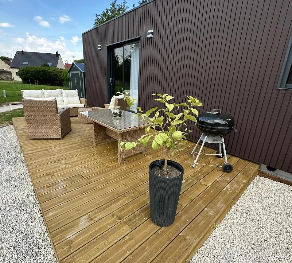 Cottage Bungalow Le St Vel' Velennes  0*, Velennes (Oise) France